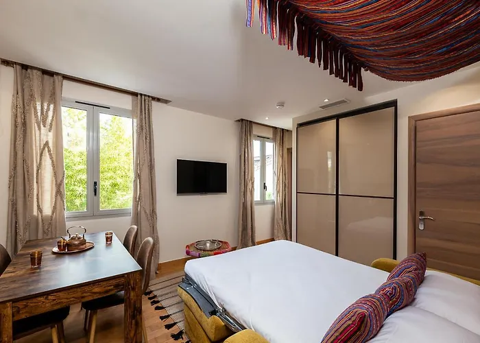 La Caravane Du Touareg * Juan-les-Pins